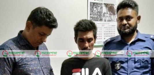 মনিরামপুরে অস্ত্র