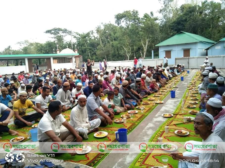 বিশ্বনাথের টেংরায় সকল যুবকের উদ্যোগে ইফতার মাহফিল অনুষ্ঠিত।