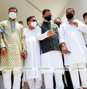 চট্রগ্রাম নগরীর ৪ কিচেন মার্কেট প্রকল্প সমাপ্তির পথে। 