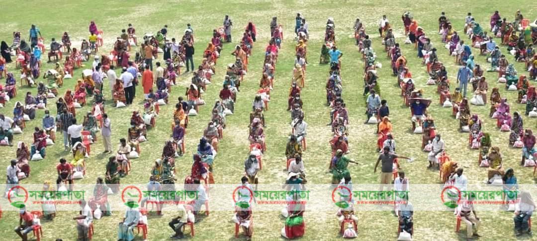 জেলা প্রশাসনের উদ্যোগে প্রধানমন্ত্রীর করোনাকালীন ত্রাণ সহায়তা পেলো পাঁচশত কৃষি পরিবার