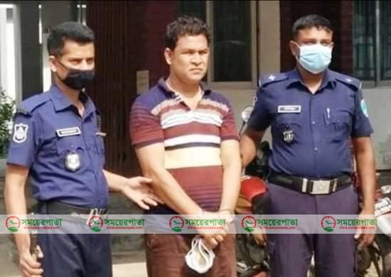 প্রধান শিক্ষক শামীম গ্রেফতার.ছাত্রীকে ধর্মান্তরিত করে বিয়ের অভিযোগ।