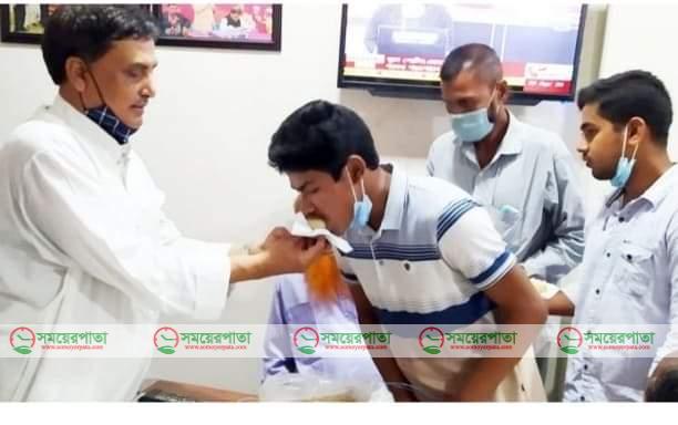 নালিতাবাড়ীতে ভ্যান চালকের সন্তান ‘সুজন’ পেলো ঢাকা মেডিকেল কলেজে ভর্তির সুযোগ