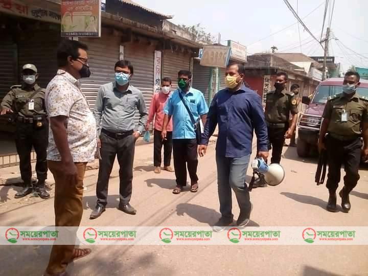 মাস্কে করোনা স্বাস্থ্যবিধির জট
