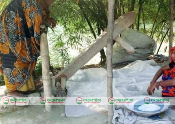 আধুনিকতার ছোঁয়ায় হারিয়ে যাচ্ছে মাগুরার গ্রামীণ ঐতিহ্য।