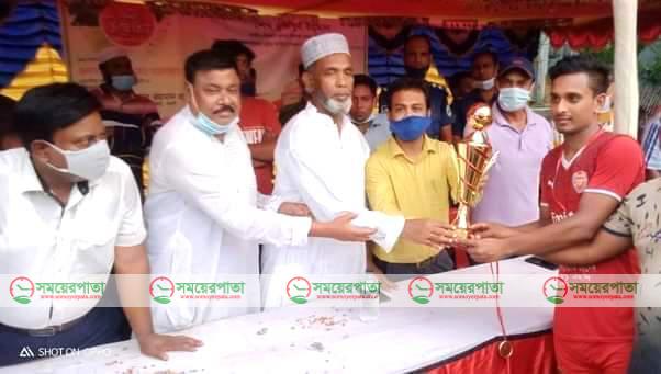 আত্রাইয়ে বঙ্গবন্ধু গোল্ড কাপের ফাইনাল খেলা অনুষ্ঠিত