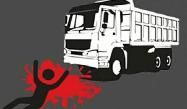 চট্রগ্রামে কাভার্ডভ্যানের সাথে মুখোমুখি সংঘর্ষে মোটরসাইকেল আরোহী নিহত আহত ১।