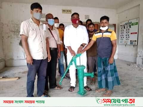 পাটগ্রাম দহগ্রামে নলকুপ বিতারণ