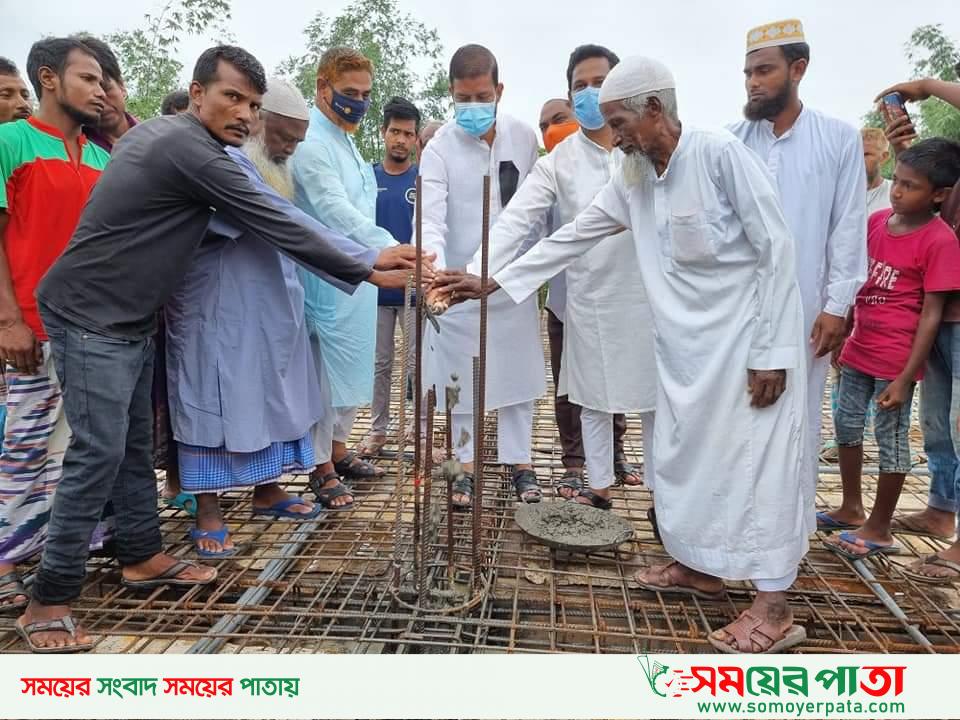বাউরা নবী নগর কাঠাল তলা জামে মসজিদের ছাদ ঢালাইয়ের শুভ উদ্বোধন