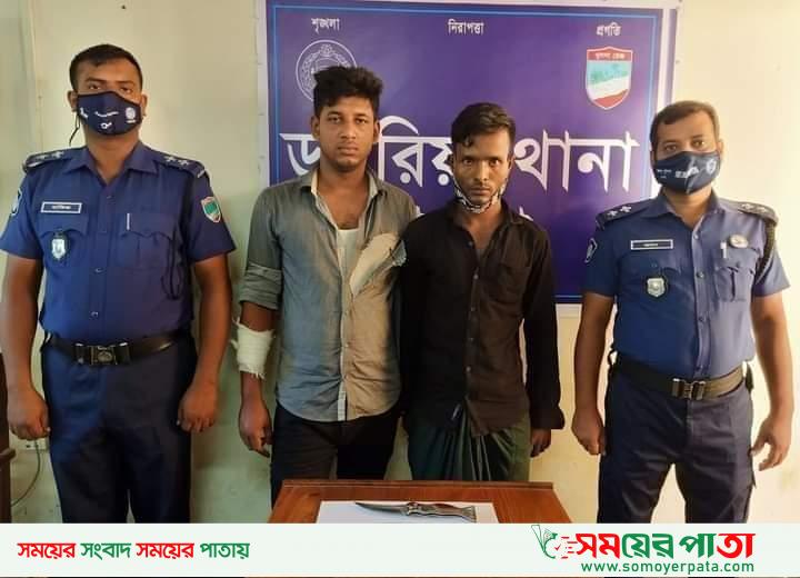 ছিনতাই করার সময় দুই ছিনতাইকারী আটক