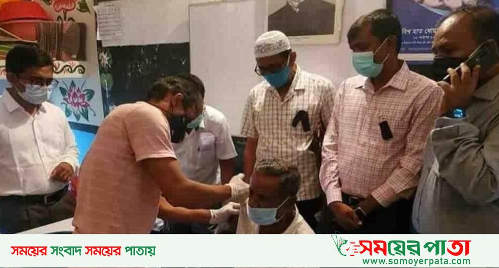 বাগেরহাটে টিকা নিলেন সাড়ে ৪৪ হাজার মানুষ