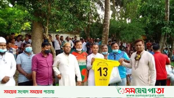 রূপসায় প্রীতি ফুটবল ম্যাচ ও পুরষ্কার বিতরনী অনুষ্ঠিত