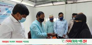 বেগম কারুননেছা ডিগ্রী কলেজের শিক্ষার্থী ও শিক্ষক- কর্মচারীদের মাঝে মাস্ক বিতরণ