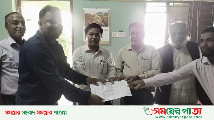 ইউনিয়ন পরিষদ নির্বাচন ২০২১ নৌকার মনোনয়ন চাইলেন অ্যাডভোকেট মোঃ মামুন ভুইঁয়া।