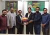 বিডিইআরএম এর নবনির্বাচিত প্রচার ও প্রকাশনা সম্পাদক নিশিত মিস্ত্রী কে ফুলেল শুভেচ্ছা