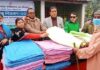 কুড়িগ্রামে দুই শতাধিক প্রতিবন্ধী, অসহায় বিধবা ও হতদরিদ্রদের মাঝে কম্বল ও মাস্ক বিতরণ