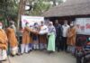 বিছালী ঘ রা মি ঘ রে শীতার্ত মানুষের মাঝে কম্বল বিতরণ