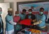ডুমুরিয়ায় অসহায় দুস্থ মানুষের মাঝে শীত বস্ত্র বিতরণ