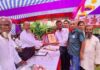 লালমনিরহাটে ভাটিবাড়ী উচ্চ বিদ্যালয়ের সহকারী শিক্ষক এর বিদায় সংবর্ধনা